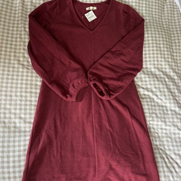 Madewell Deep Red Textured V-Neck Dress - Picture 1 of 5